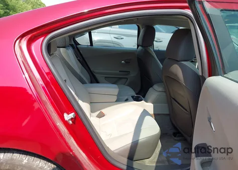 2013 Chevrolet Volt z USA, uszkodzony, nr VIN 1G1RD6E42DU147745